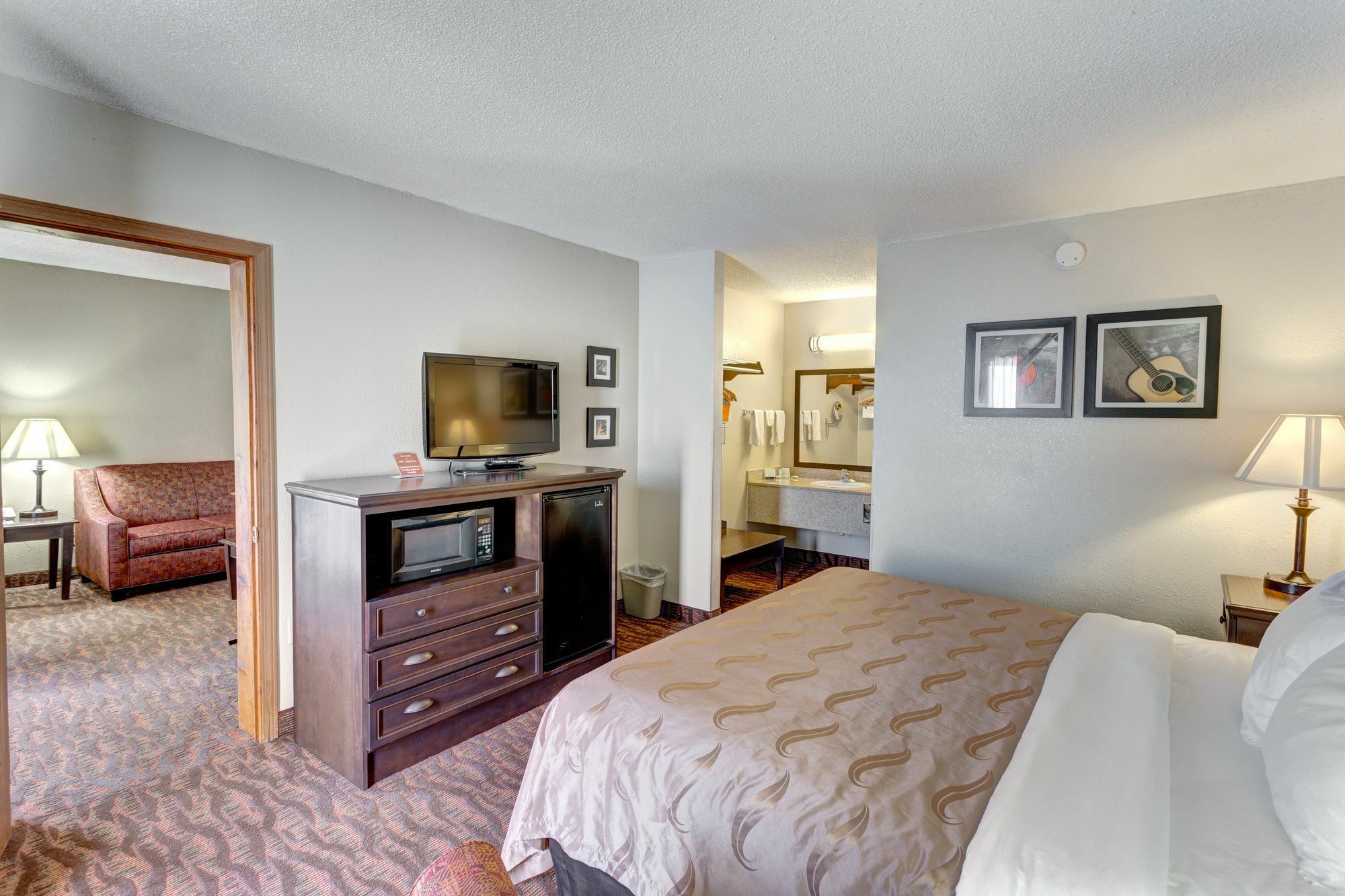 Quality Inn West Брэнсон Экстерьер фото